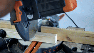 גיפ קטן דף הבית.gif