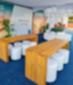 R$ 234 /  kit mesa console com 6 puffs