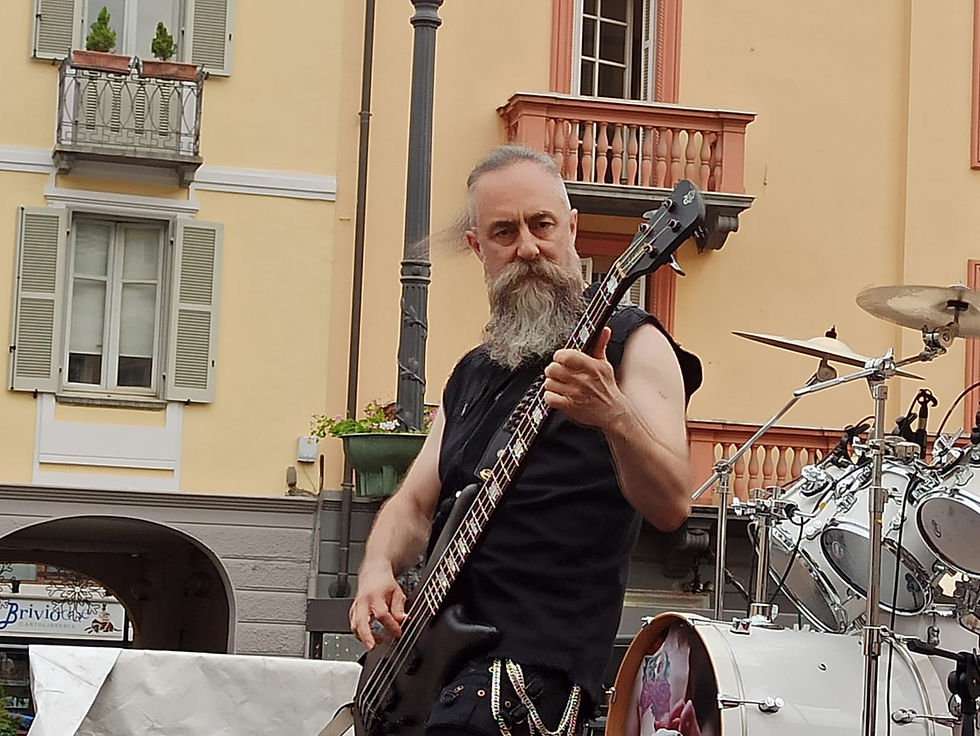 PHOTO-2022-06-21-21-33-56 5