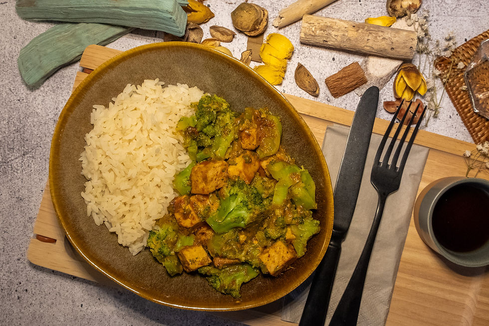 Vegane Sesam-Broccoli-Bowl
