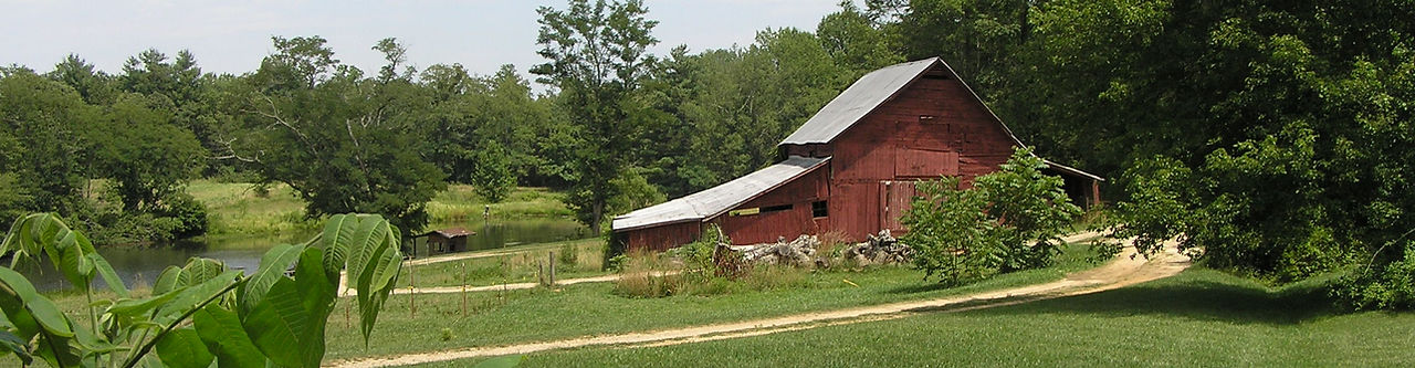 Barn.JPG