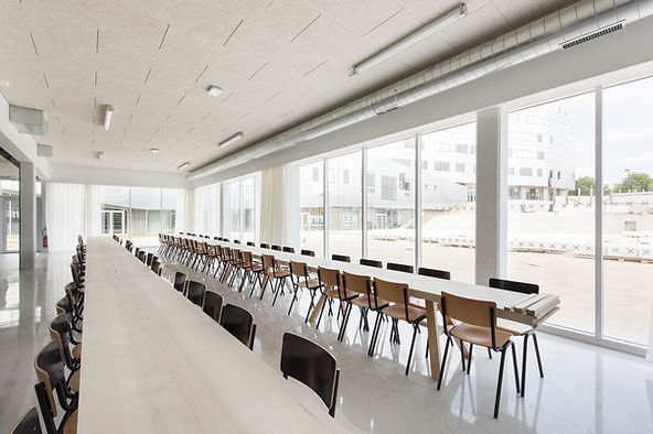 Alexandra Hemy Creation - Refectory table ash wood custom furniture Double dovetail Roubaix University