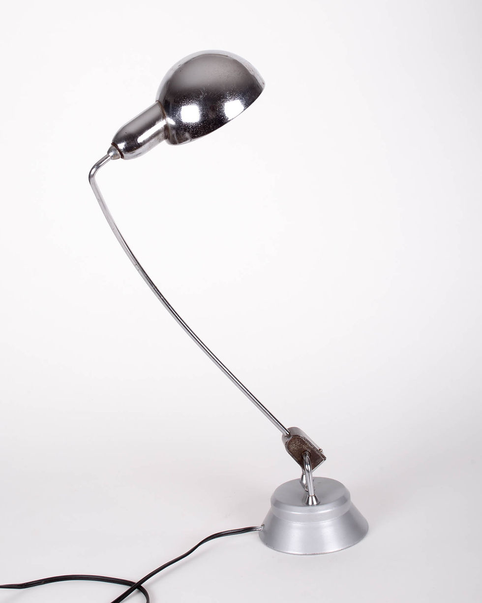 600 Long Neck Jumo (Matte Base) modernist task lamp flat tone basse