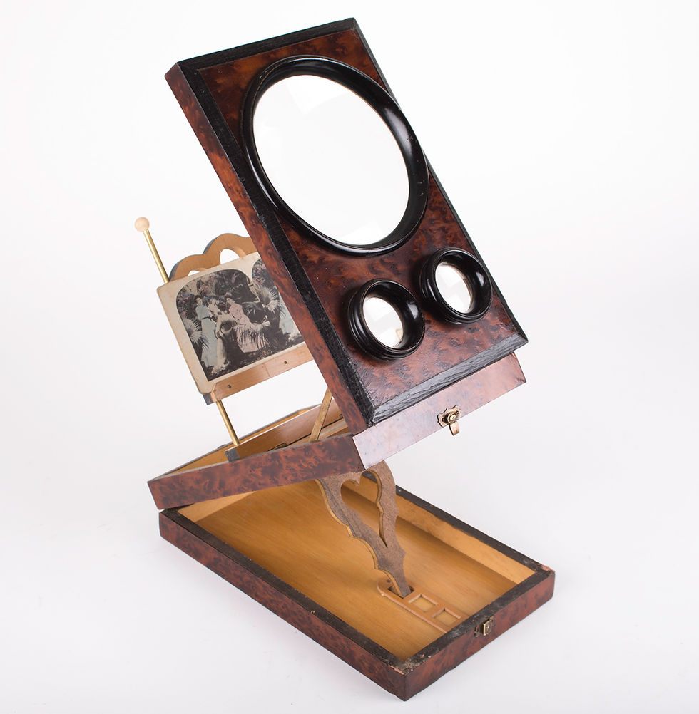Thumbnail: 19 th .French Graphoscope stereoscope burl wood veener