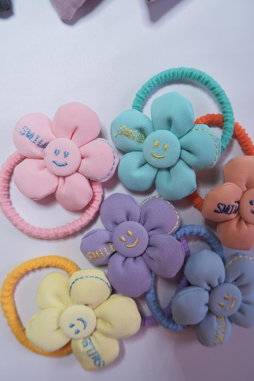 Thumbnail: Bows & Blooms Hair Tie