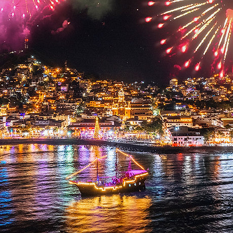 Show de fuegos artificiales en bahia de piratas