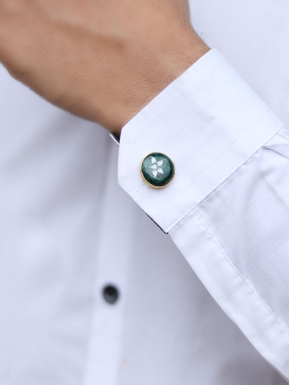 Thumbnail: Cufflinks