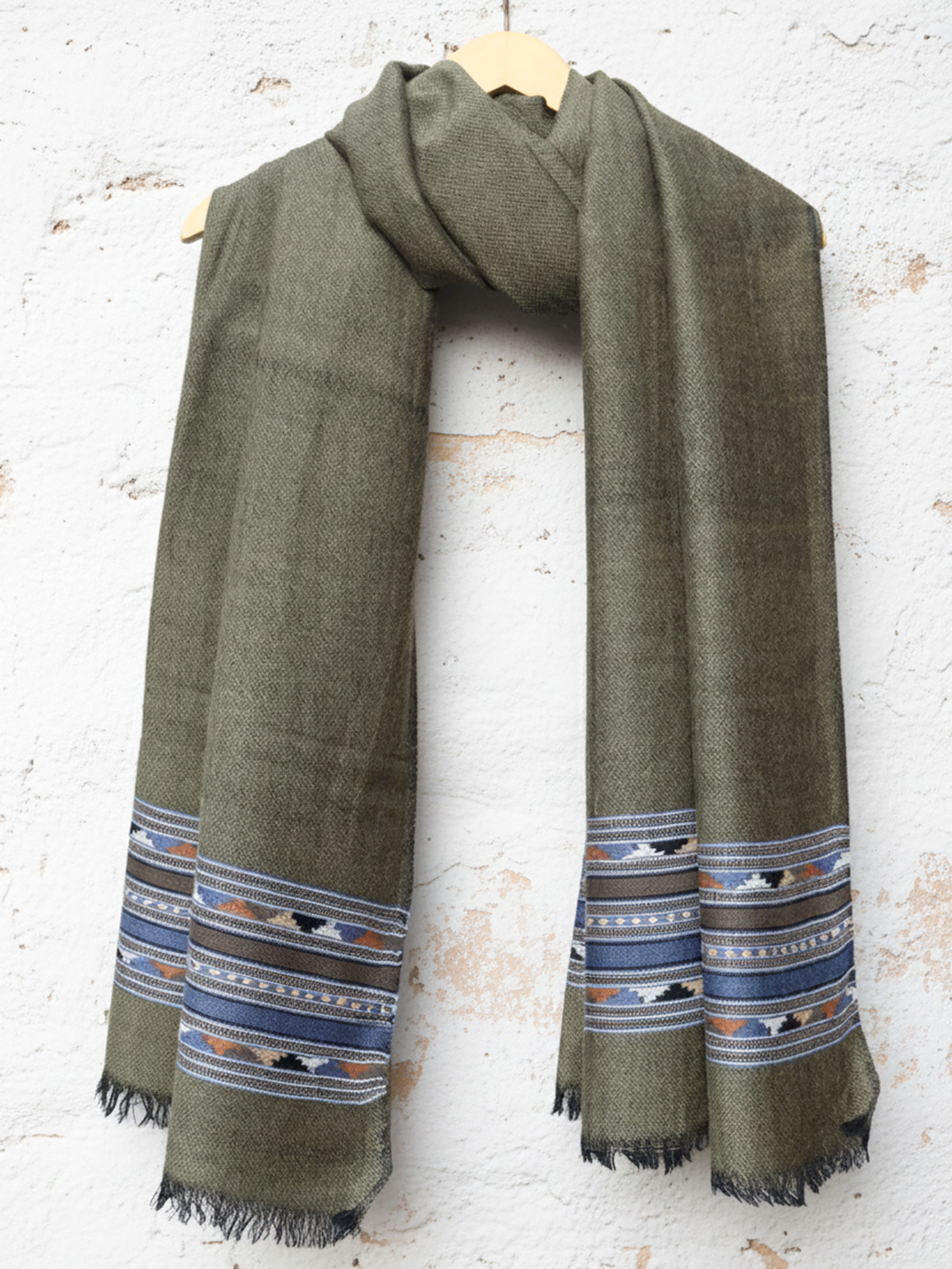 Handwoven Woolen Stole