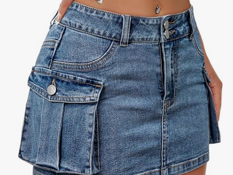 Rock Your Summer Look with This Trendy Denim Skirt