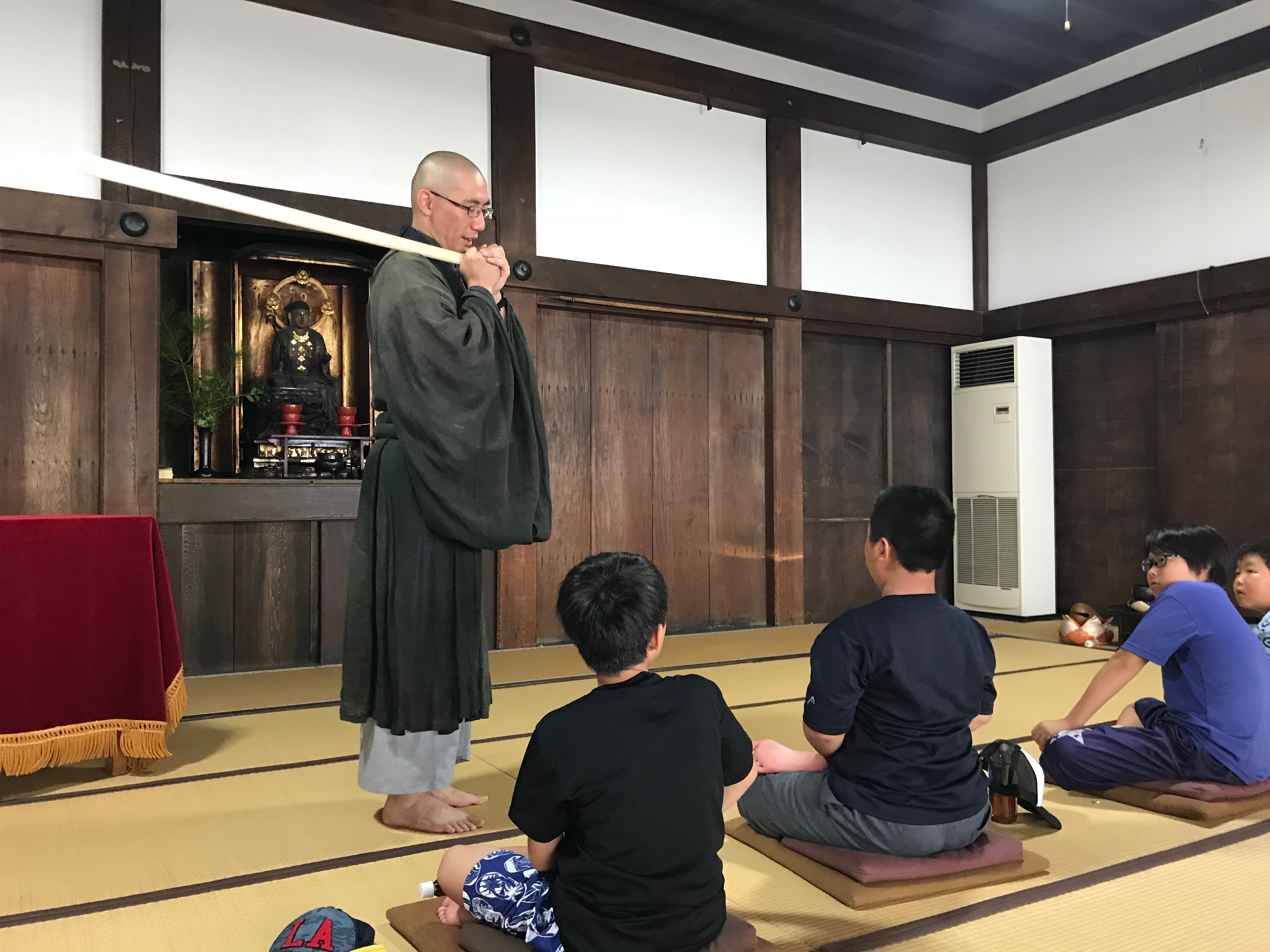 2日目妙心寺参拝坐禅②