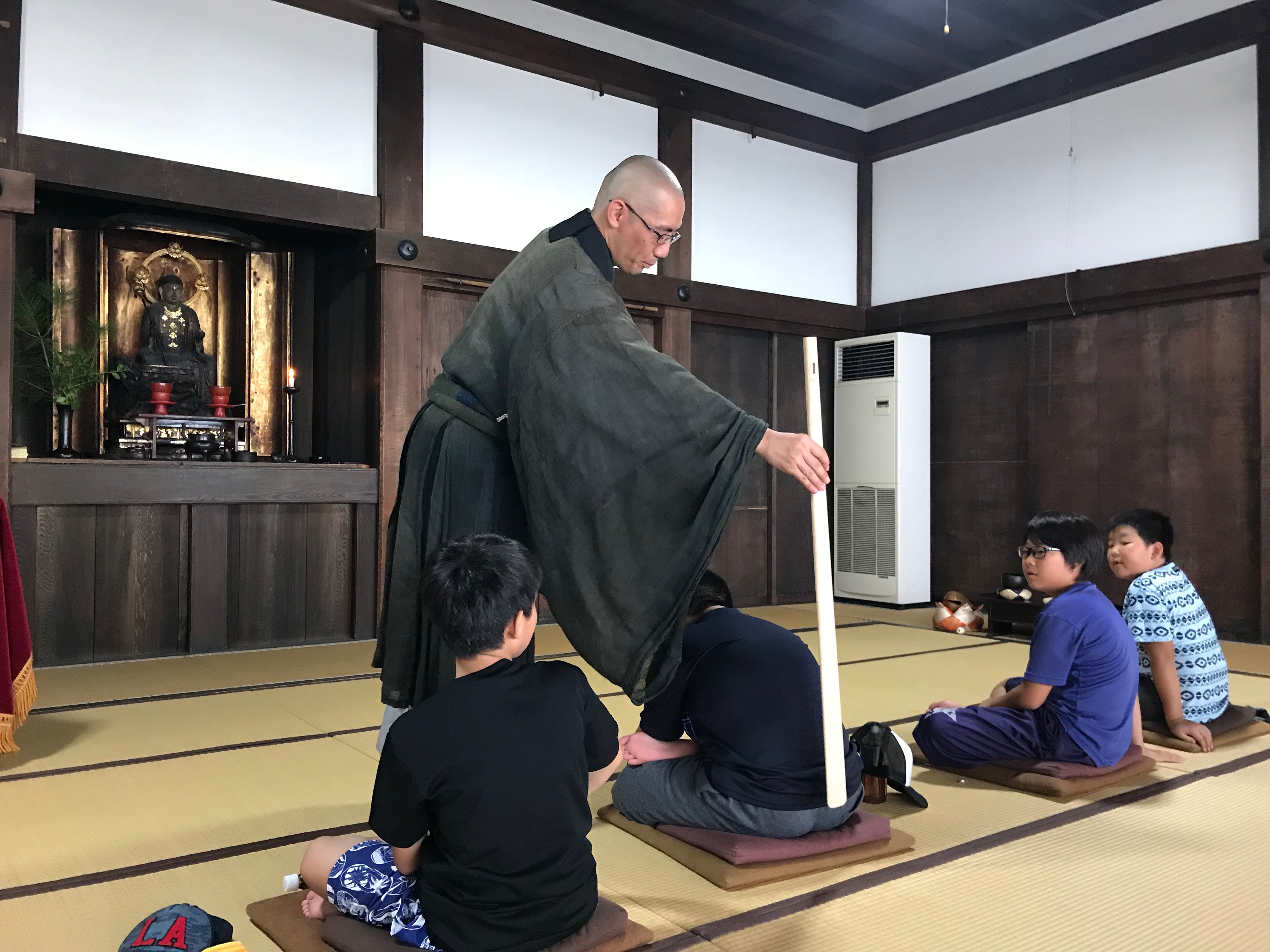 2日目妙心寺参拝坐禅③