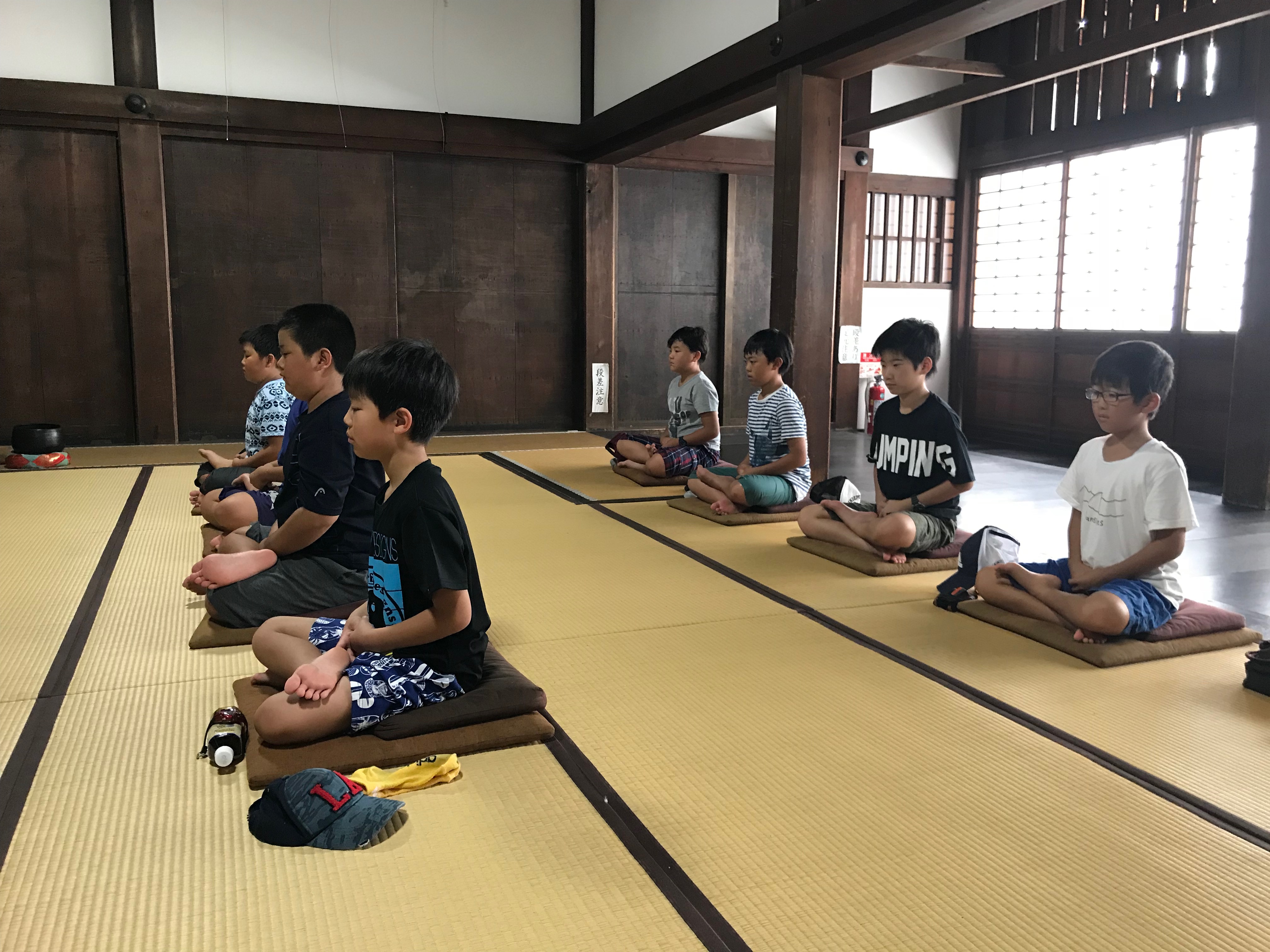 2日目妙心寺参拝坐禅①