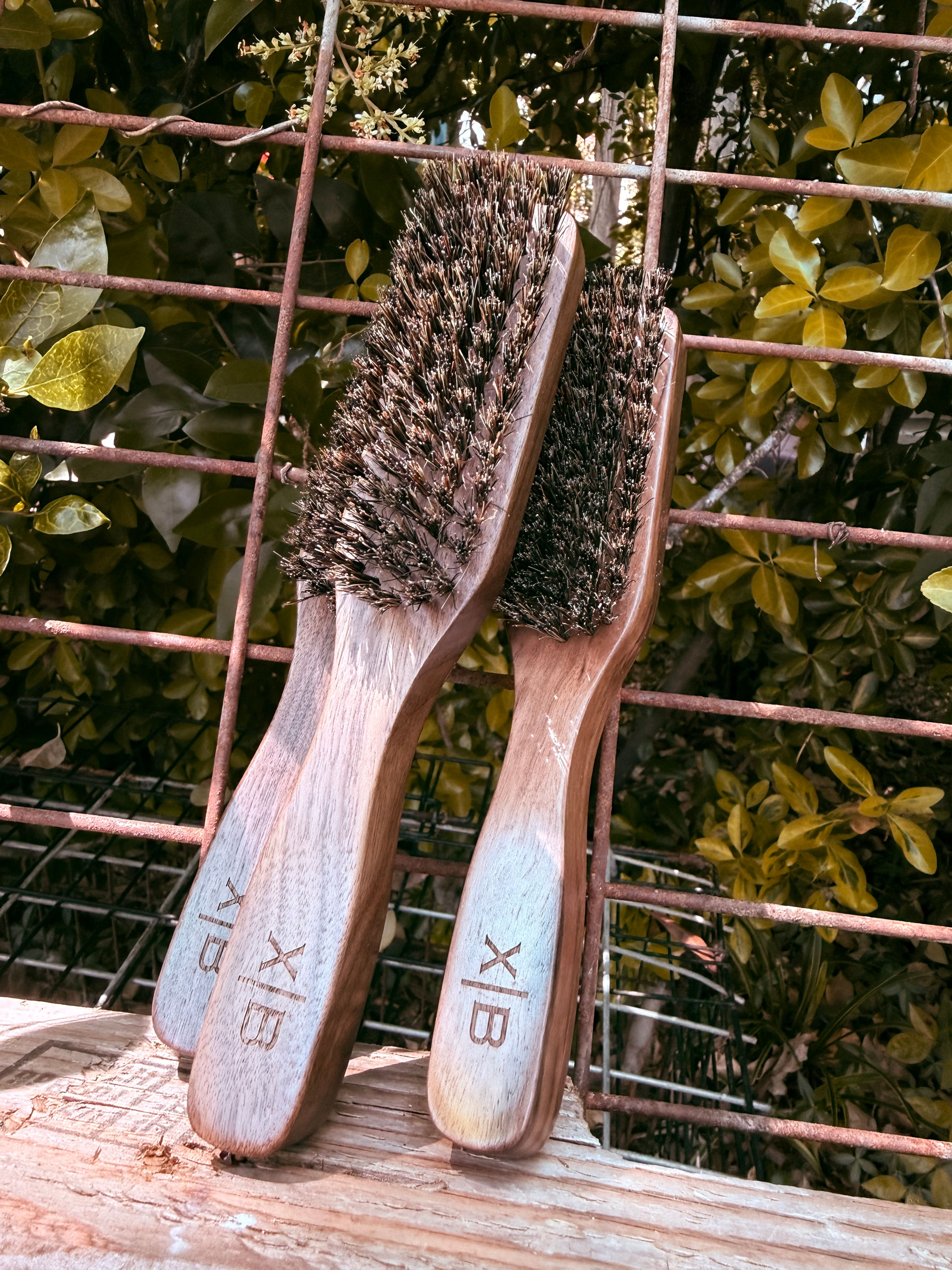 X|B Brush