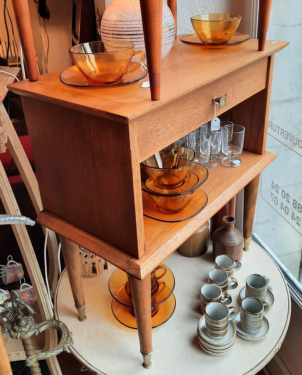 Chevet vintage en hêtre