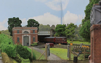 b Sir Ralph Verney approaches Mantles Wo
