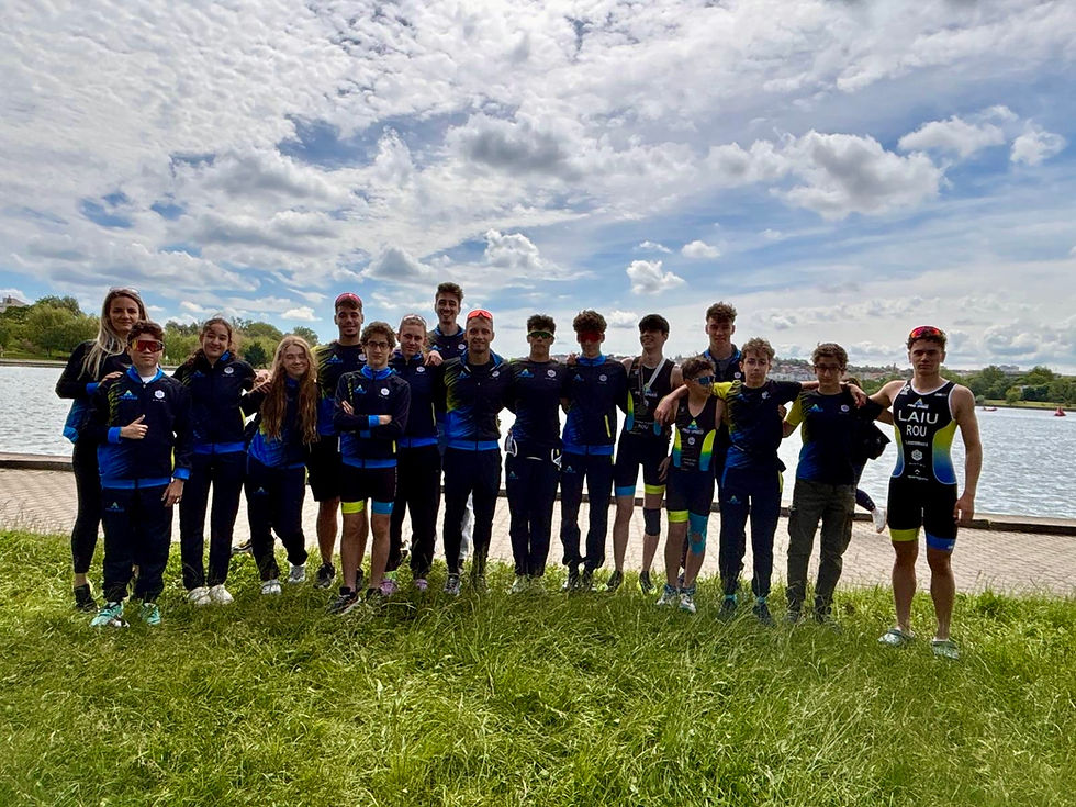 33 de sportivi, multiple podiumuri și rezultate extraordinare la Delta Triatlon 2026
