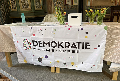 In der Patronatskirche in Schulzendorf gründete sich als überparteiliche Initiative der Verein „Demokratie Dahme-Spree“.