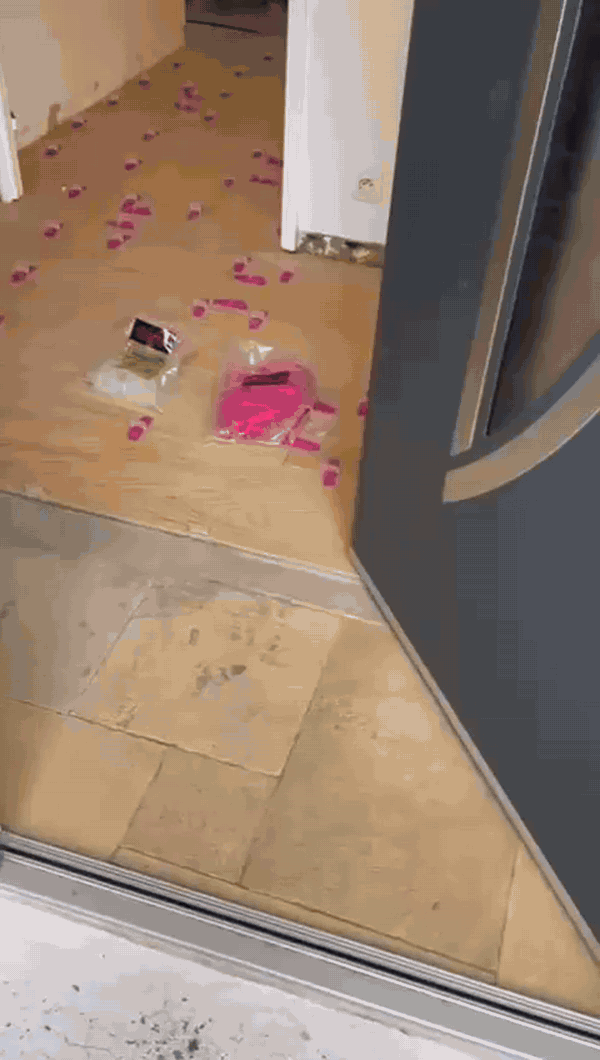 KARMA_video_7_Wix.gif