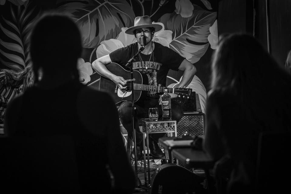 Pubwells Live Night: Dallas Alexander