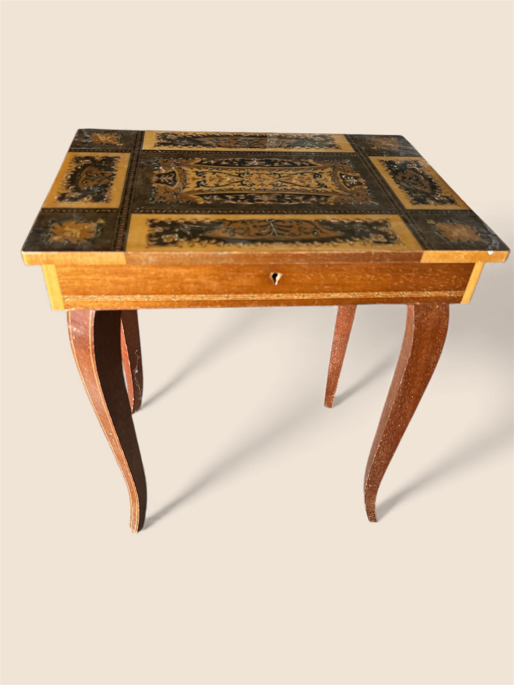 Table d'appoint marqueterie