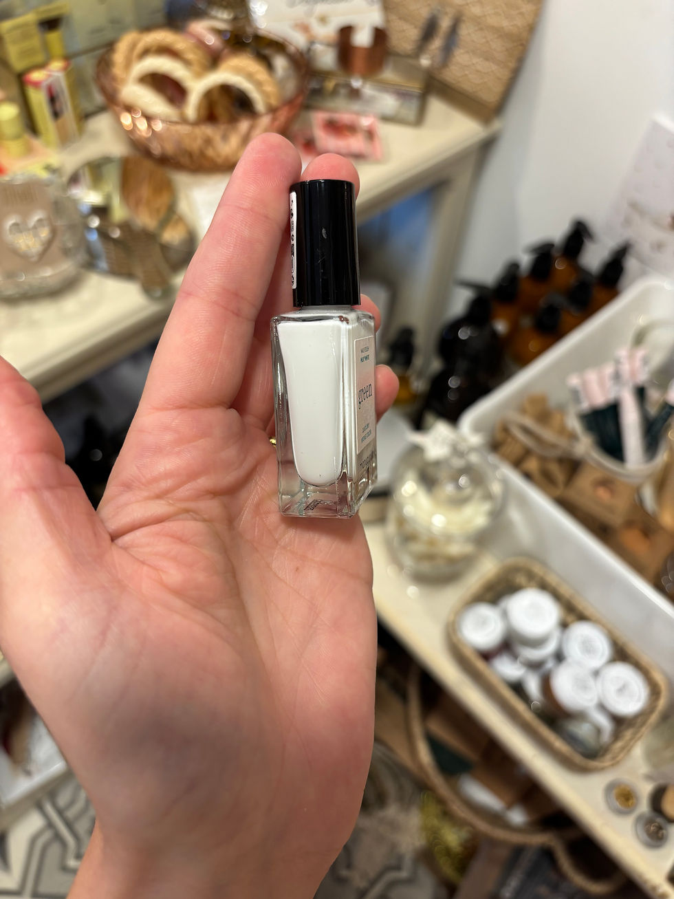 Miniature : Vernis à ongles classique milky white Manucurist 🇫🇷
