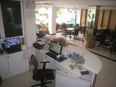 Brand New_04.JPG