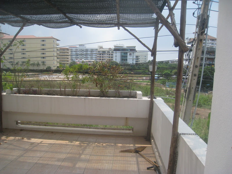 Jomtien Townhome_42.JPG