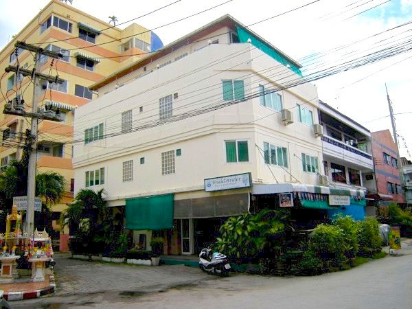 Guesthouse Pattaya (8).jpg