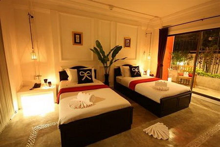 30 Rooms_11.jpg