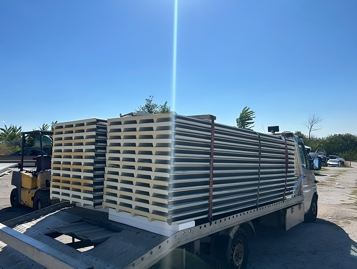 покривни сандвич панели от ISOPAN