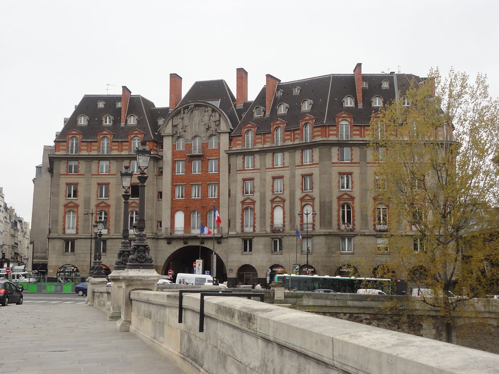 Old, beautiful building in Paris