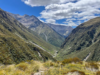 10 practical ways to stay safe whilst trail running