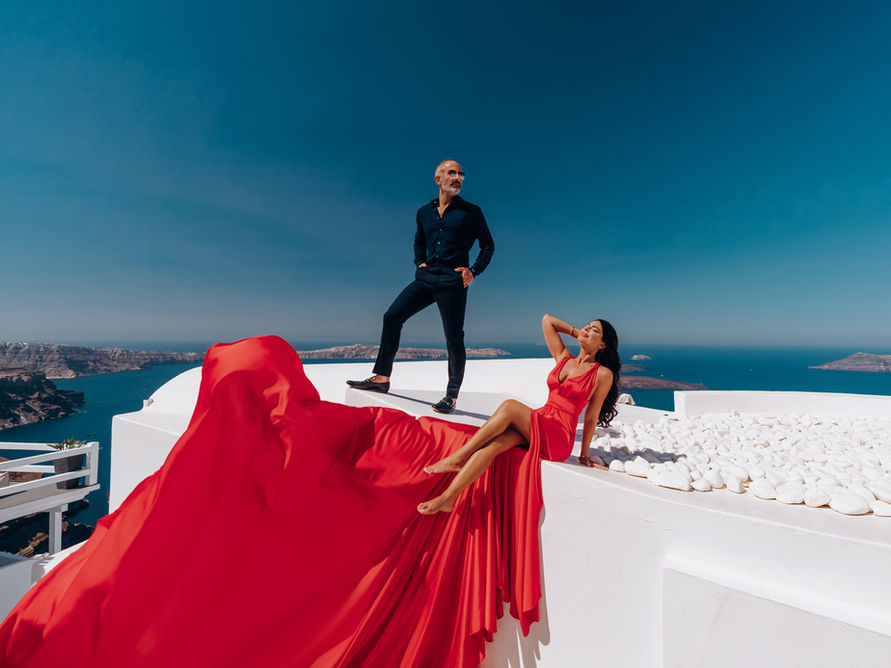 professional photoshoot imerovigli caldera dramatic view