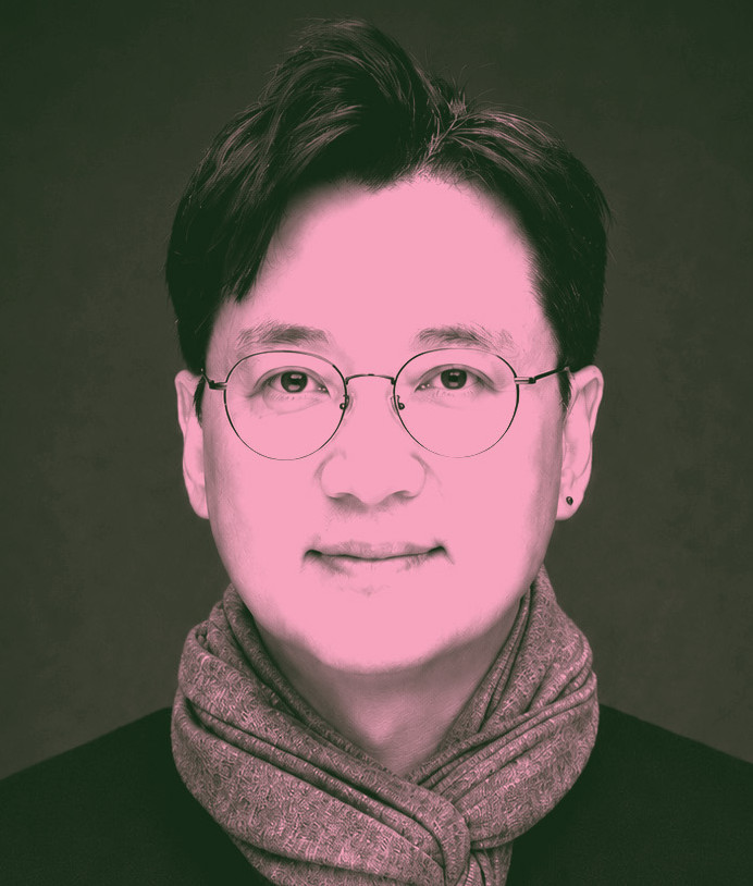 DR-Headshot-Edit_Henry.jpg