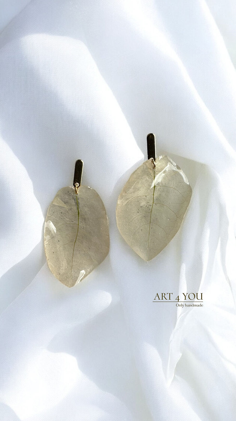 Thumbnail: 🌿✨ Secret Garden "White Bougainvillea"