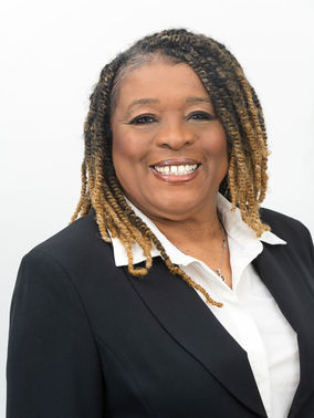 VFF Chief Accounting Officer - Teresa Harge 1.jpg