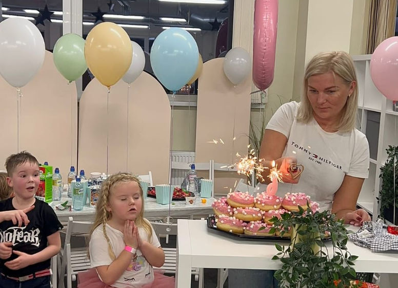 bērnu ballītes pasākumi piepūšamās atrakcijas Liepājā Ventspilī Sapņu Zeme