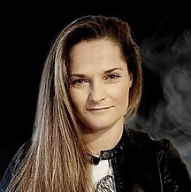 Evita Astiča Canva eksperte un pasniedzēja