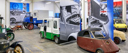Historische kleine Nutzfahrzeuge und PKW in der PS.SPEICHER Sammlung Kleinwagen