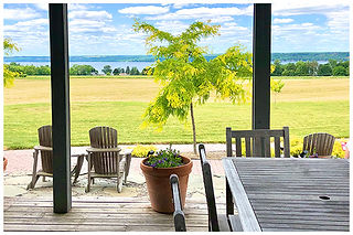 Zugibe Vineyards Tasting Room