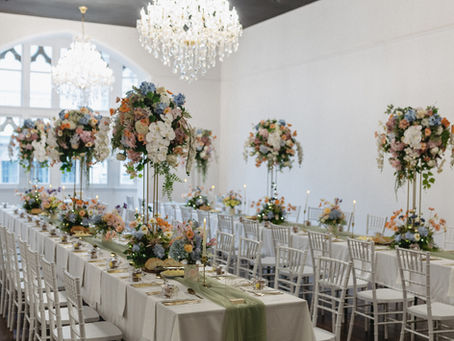 Beauty in simplicity - soft pastels, delicate blooms