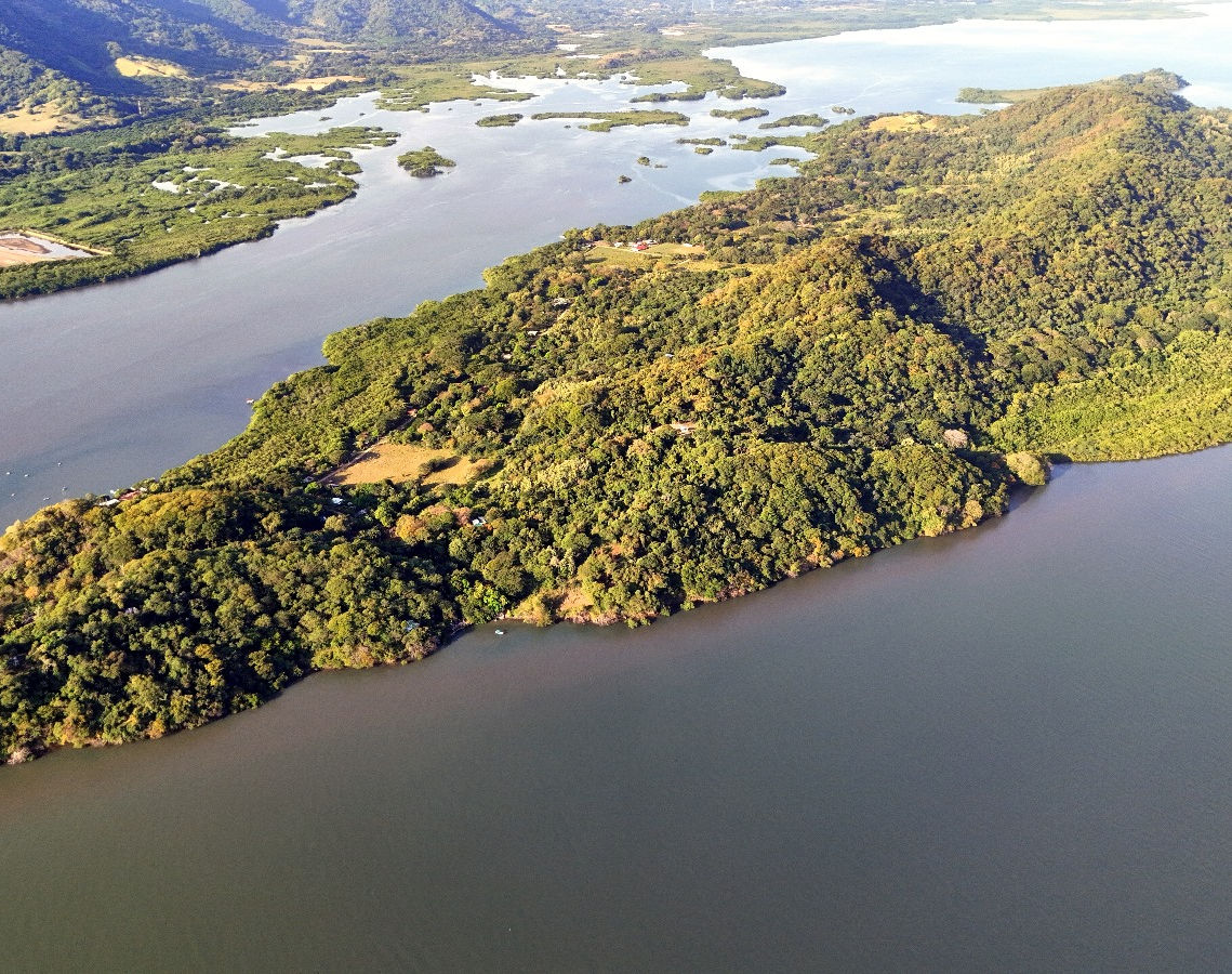 Isla Venado en el cielo del Golfo de Nicoya.