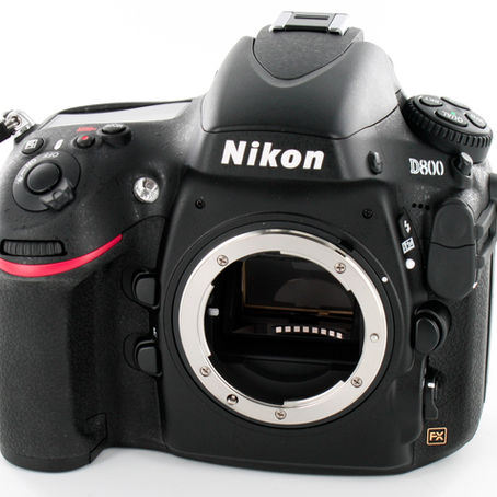 Nikon D800: A High-Performance DSLR for Enthusiasts and New Photographers