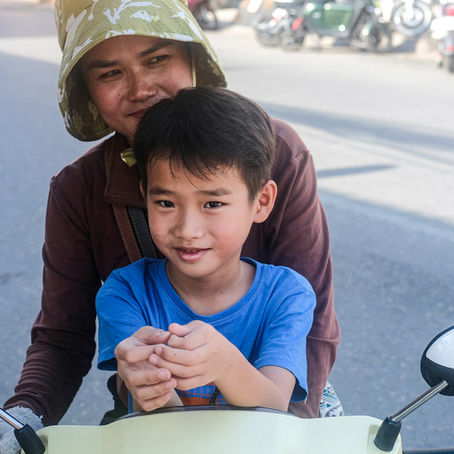The Best Camera and Lens for Street Photography? It Depends on How You See