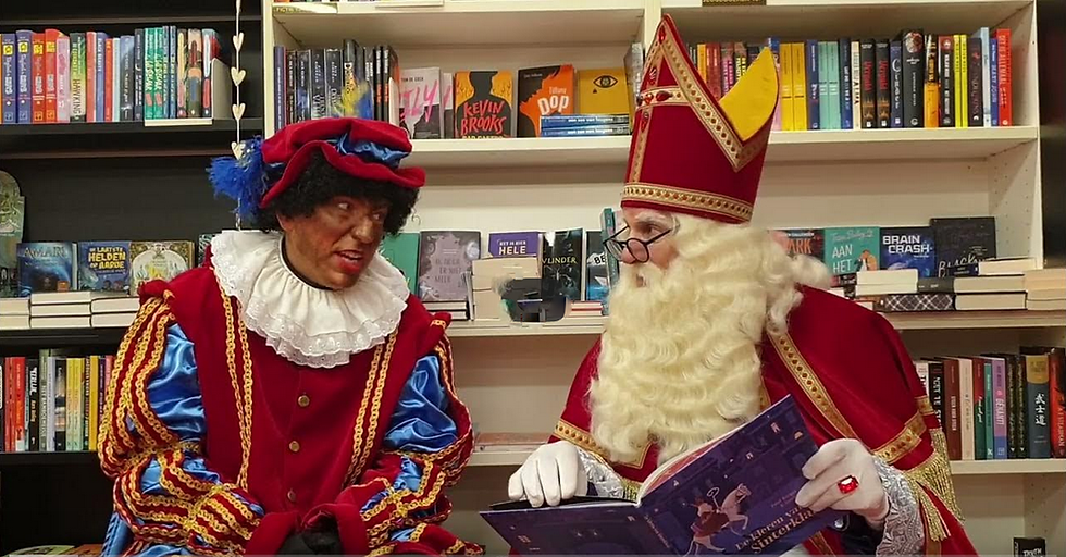 sinterklaast leest voor.png