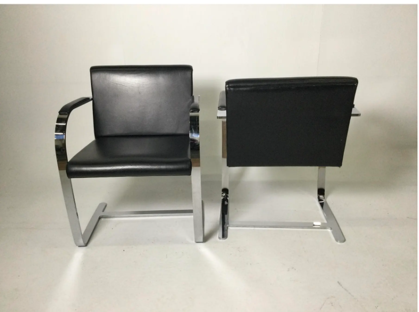 Thumbnail: Pair of Mies Van Der Rohe Brno Style Flat Bar Chair in Black Leather, 1990s