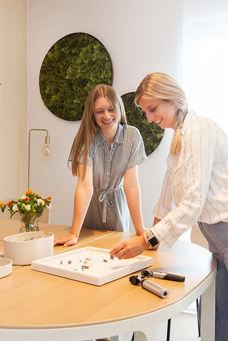 Audiologen maken een onafhankelijke keuze tussen verschillende types hoortoestellen