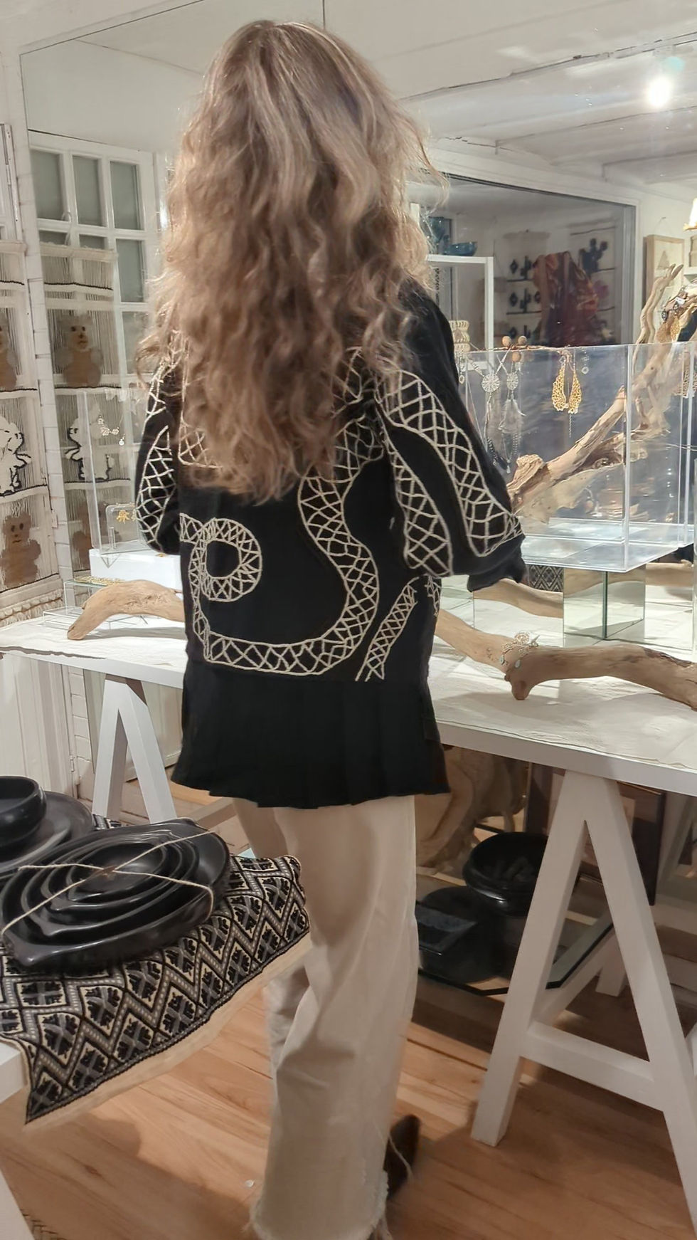 Thumbnail: Serpiente Embroidered Jacket short by Miné. 2 in1