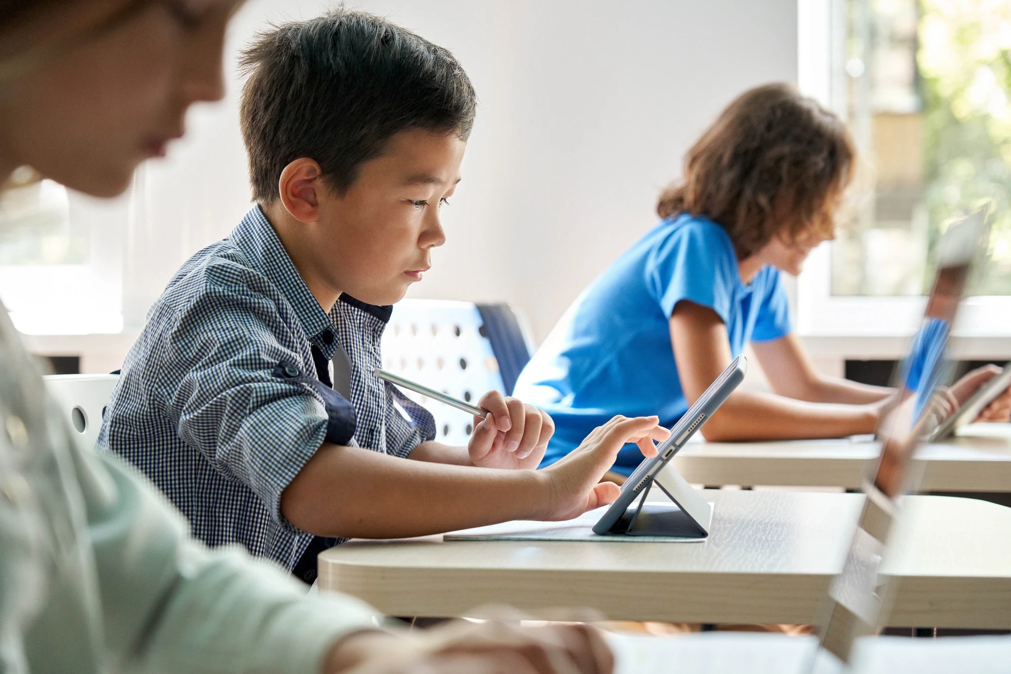 Children succeeding in school using digital tools