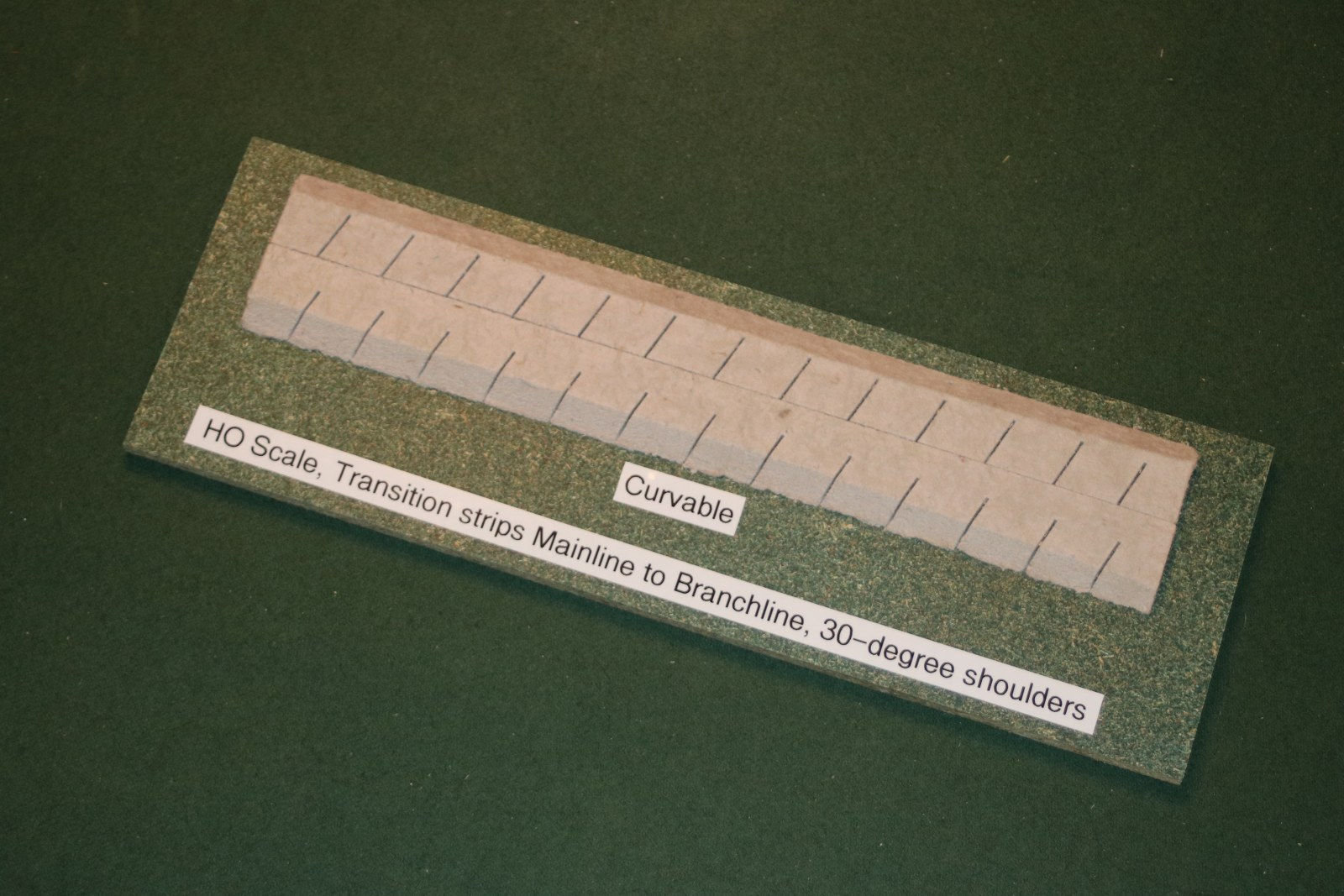 HO Scale Transition Strips, 30-degree slopes (2 ea.) -curvable